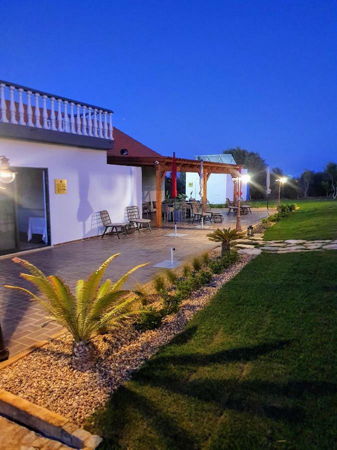 Vila Fuzeta With Pool & Garden Exterior photo